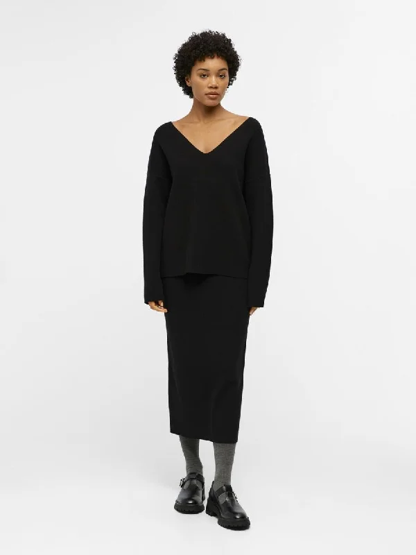 Rayna V-Neck Jumper (Black)