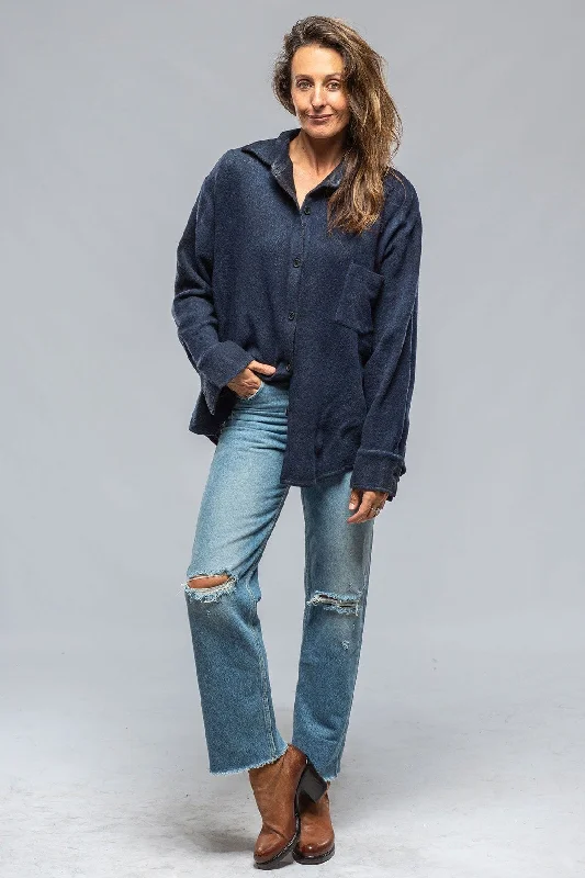 Amy Cashmere Shirt In Shaded Midnight